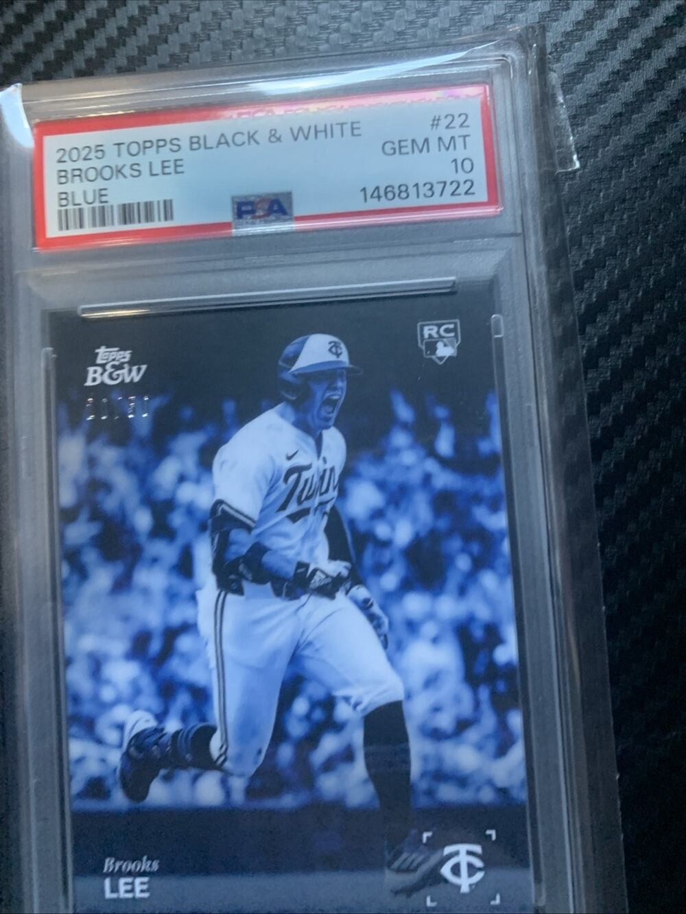 2025 Topps Black And White Rookie Brooks Lee Blue #20/50 PSA 10